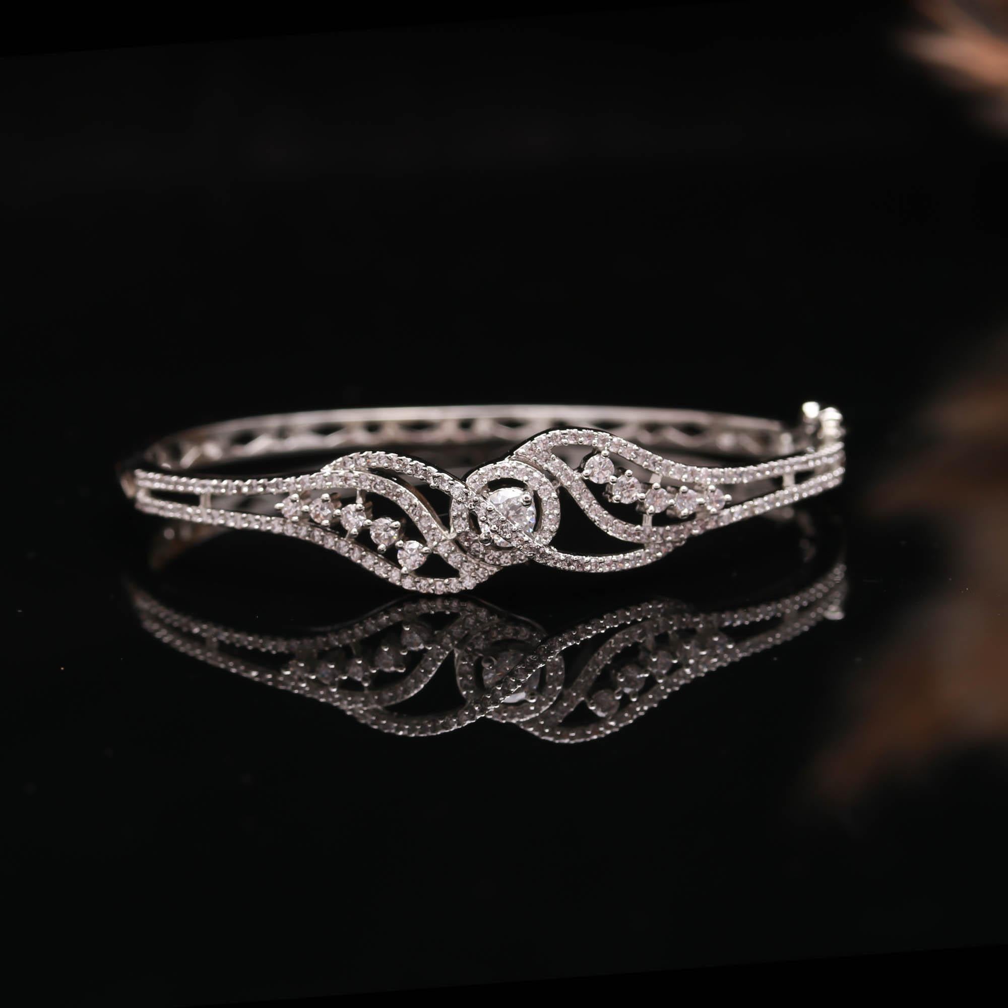 The All-Day Guardian - Allergy-Free Silver Kada