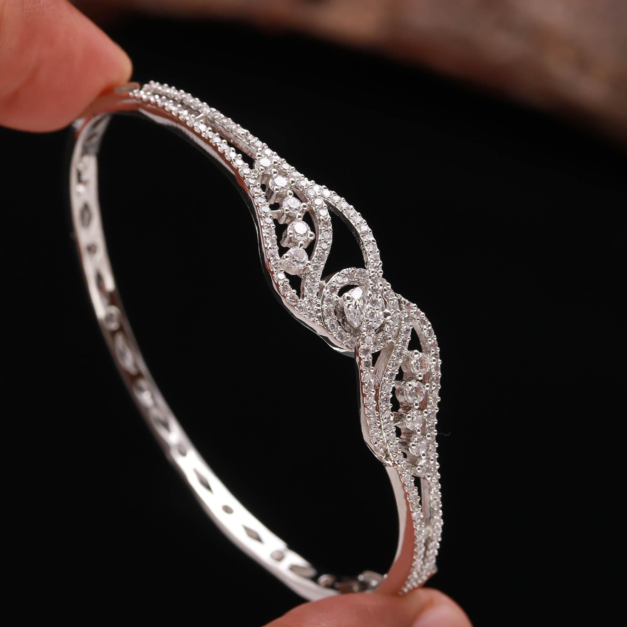 The All-Day Guardian - Allergy-Free Silver Kada