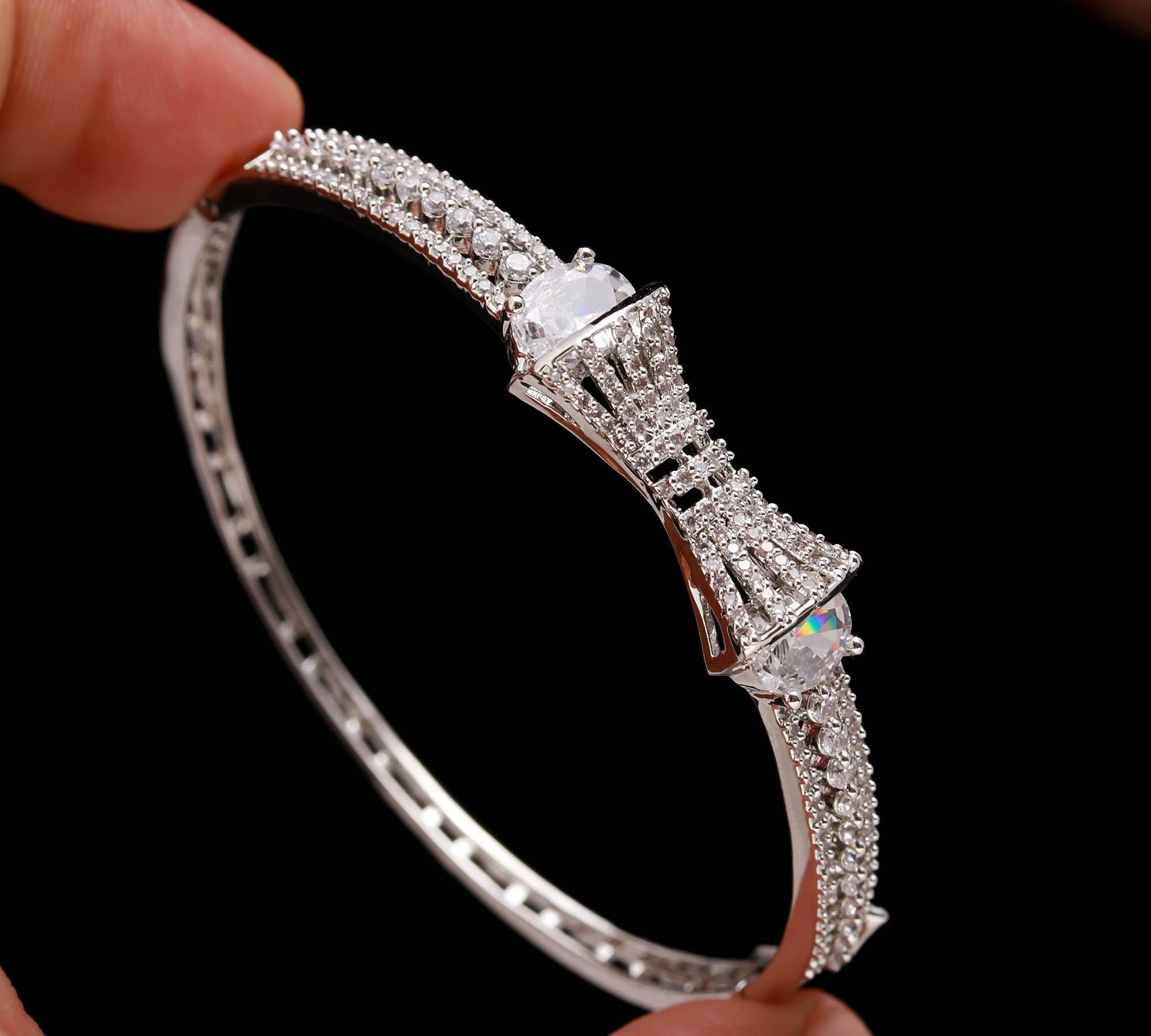 The Secure Snap - Box Clasp Silver Kada