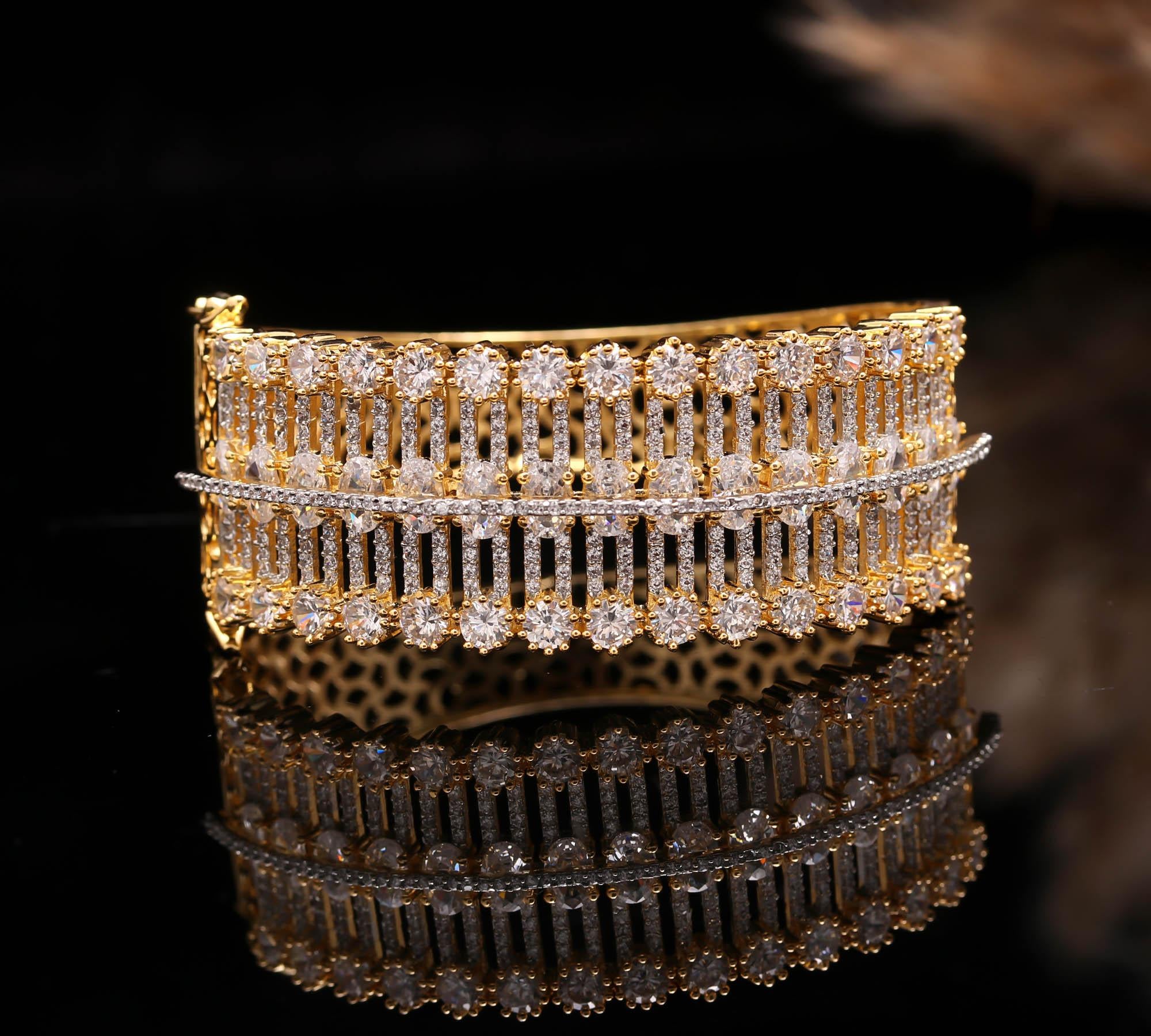 Radiant Gold-Plated Elegant Crystal-Cut Bangle – Glamorous Bridal & Party Jewelry for Women