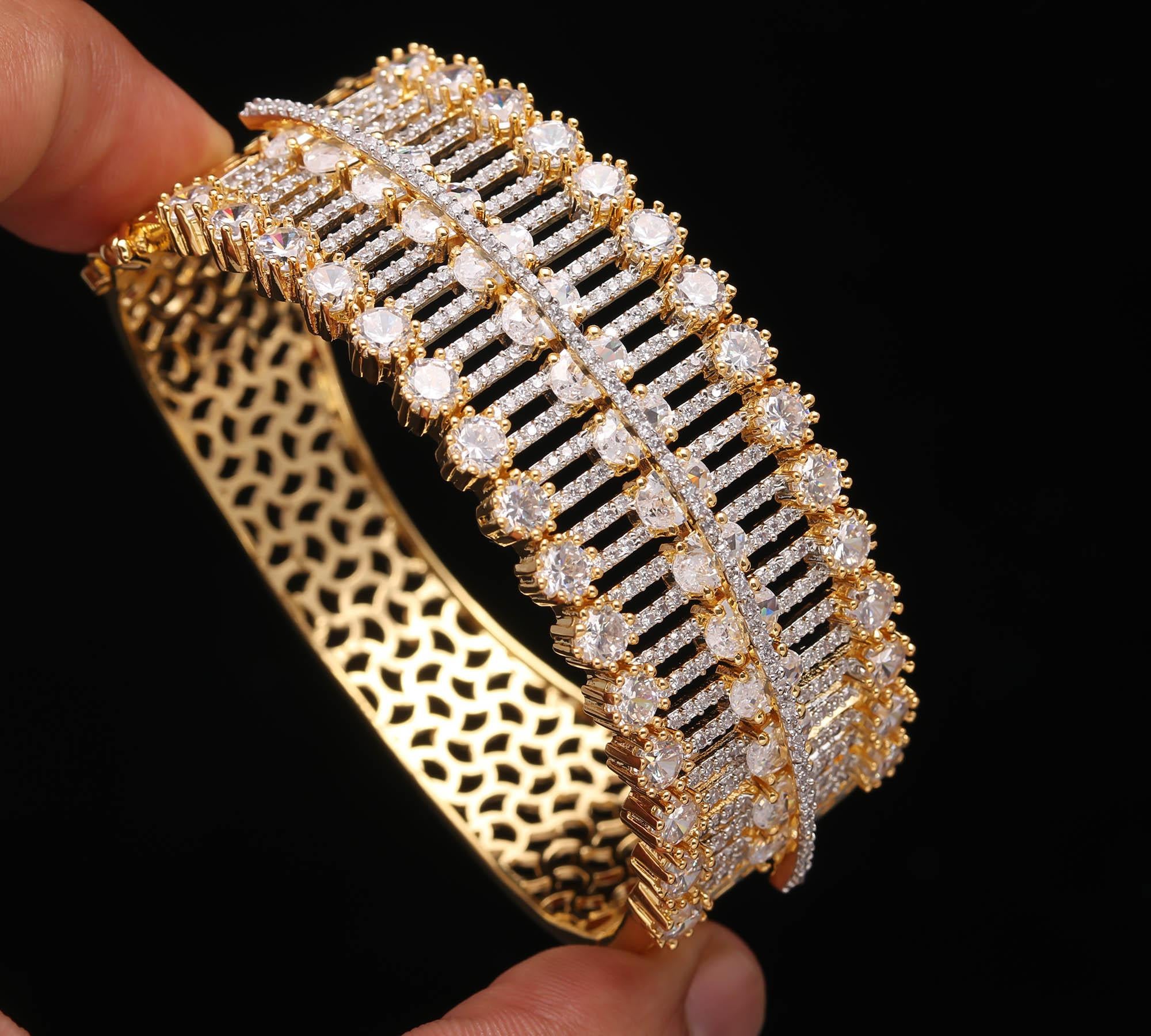 Radiant Gold-Plated Elegant Crystal-Cut Bangle – Glamorous Bridal & Party Jewelry for Women